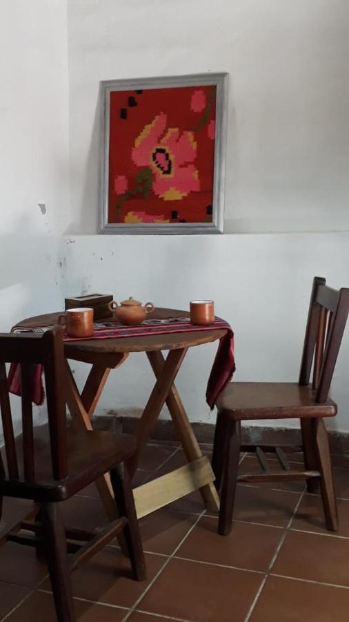 Casa De La Flia. Sanchez Bed and Breakfast Humahuaca Εξωτερικό φωτογραφία